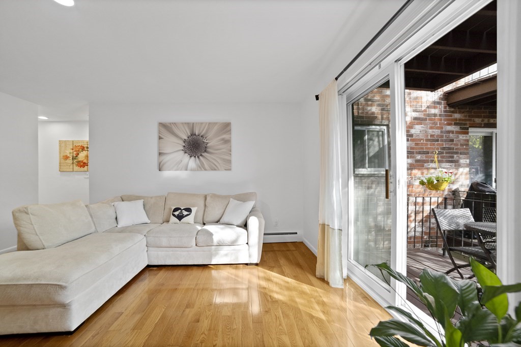 21 Westgate Road, Unit 3 Boston, MA 02467 - Photo 10 of 20