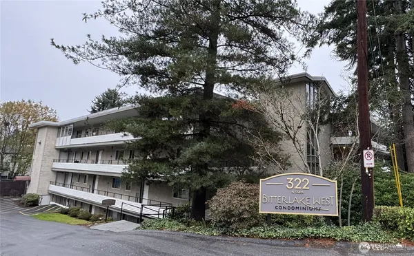 $329,000 | 322 North 134th Street, Unit 203, Seattle, WA 98133