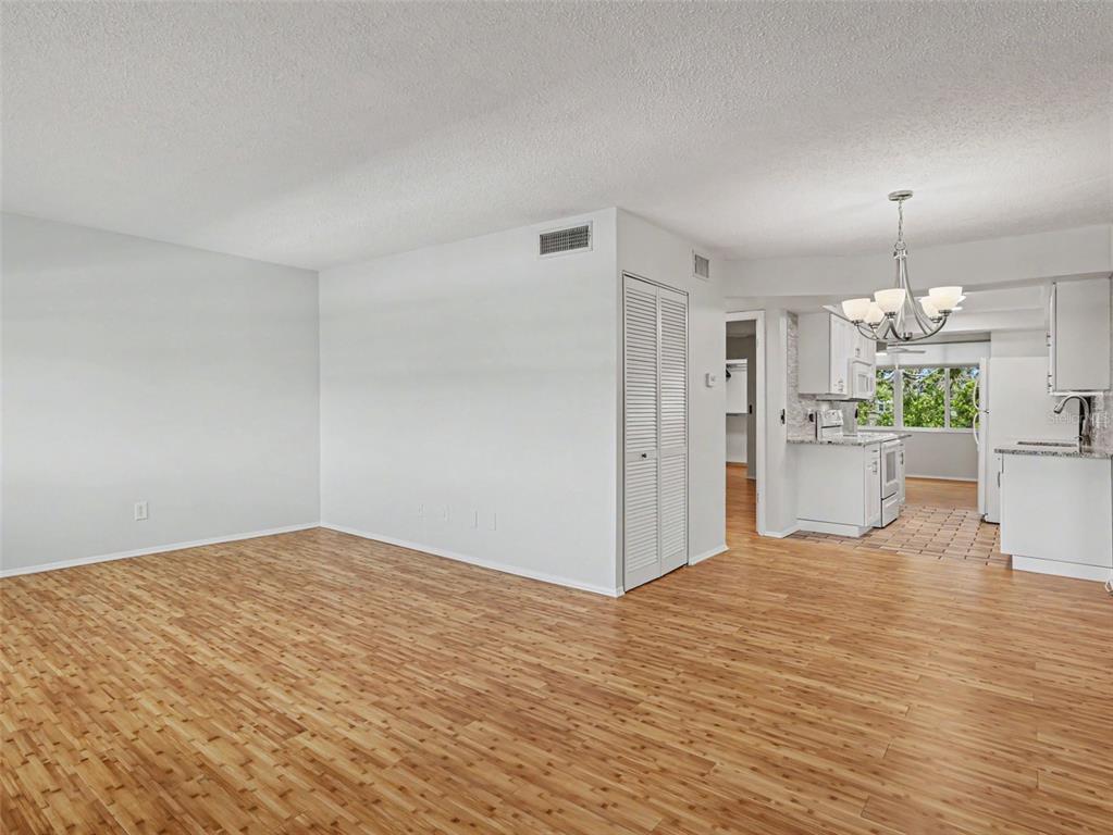 4890 Bay Street Northeast, Unit 324 St. Petersburg, FL 33703 - Photo 4 of 33