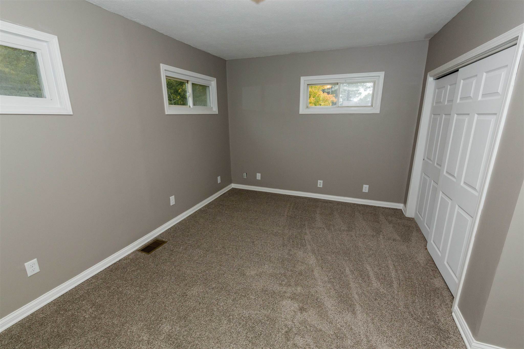 55234 Butternut Road South Bend, IN 46628 - Photo 20 of 33