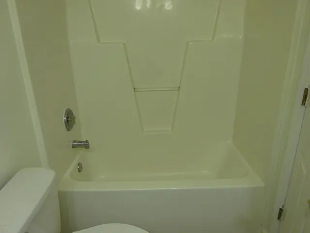 $1,350 | 212 Faison Lane, Hubert, NC 28539