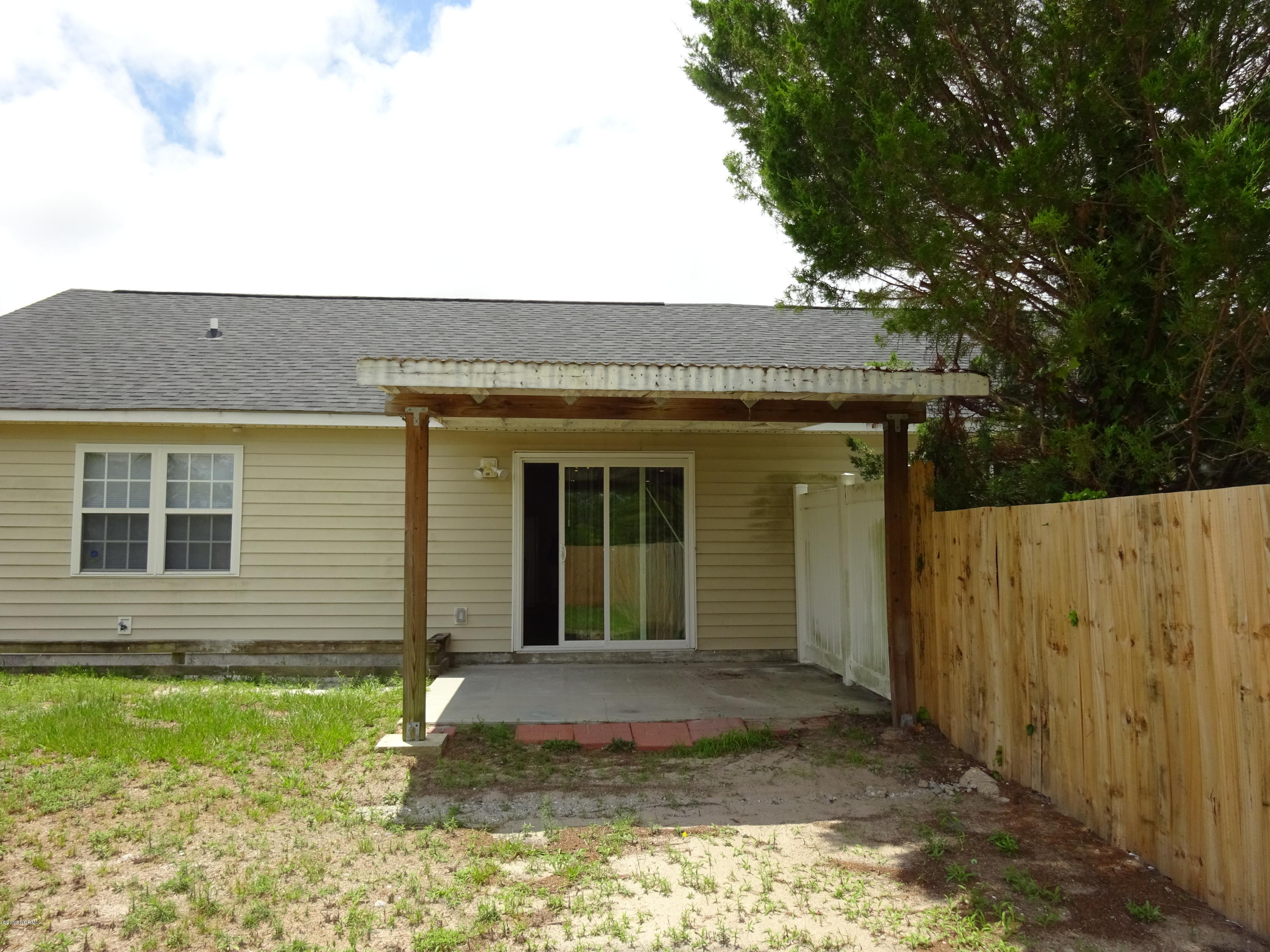 212 Faison Lane Hubert, NC 28539 - Photo 20 of 21 DSC08991