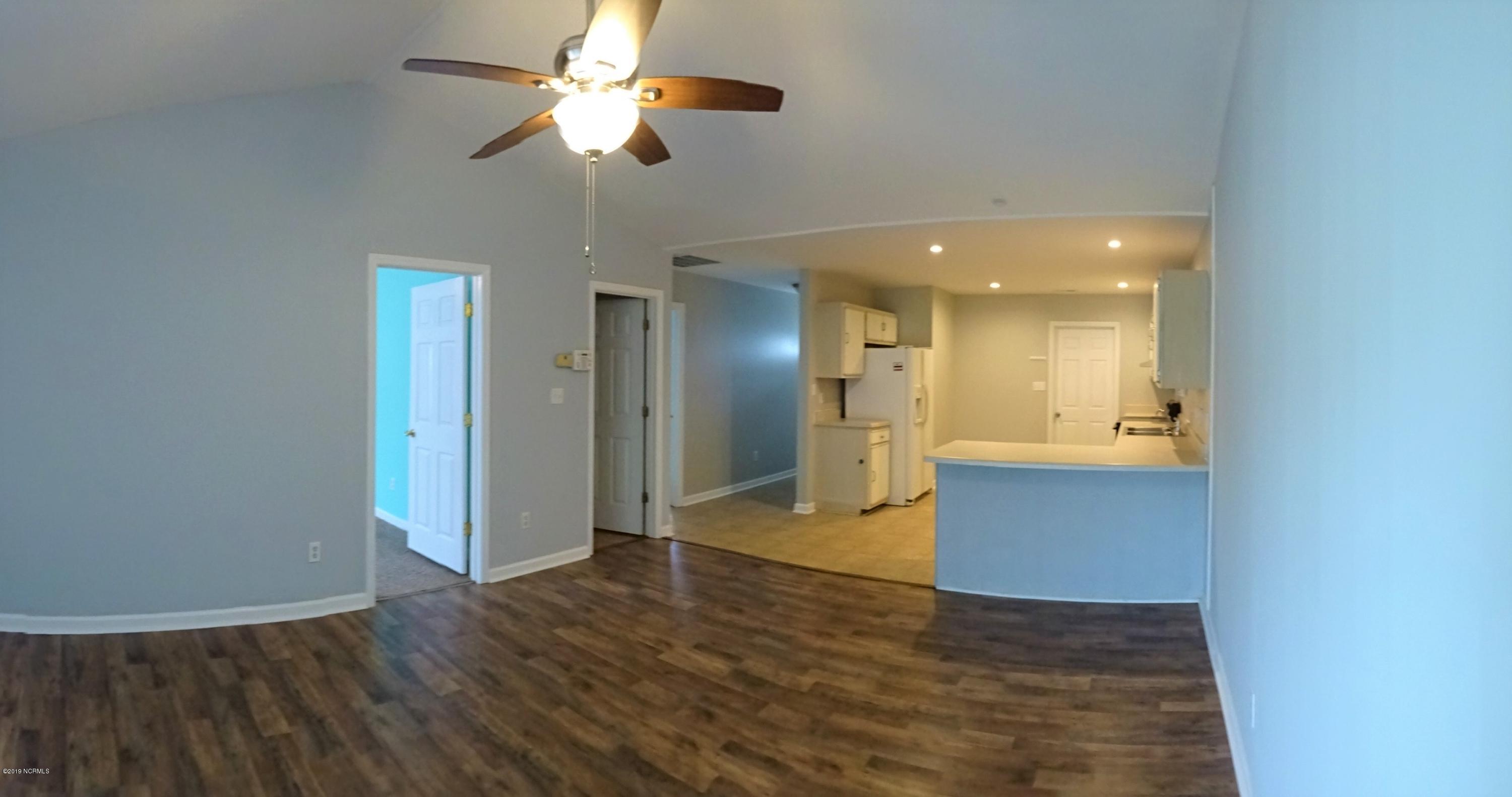 212 Faison Lane Hubert, NC 28539 - Photo 6 of 21 DSC08972