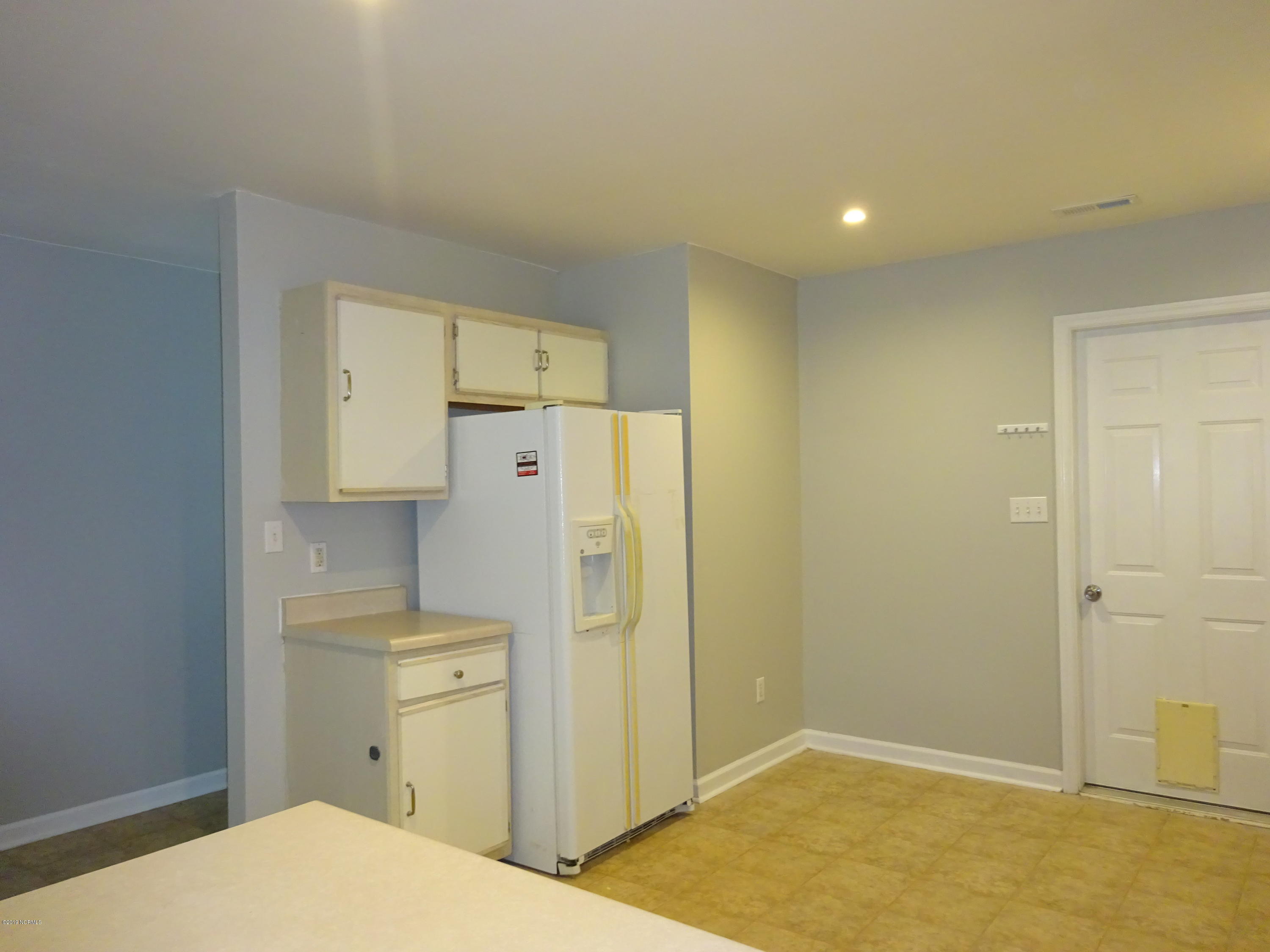 212 Faison Lane Hubert, NC 28539 - Photo 9 of 21 DSC08976