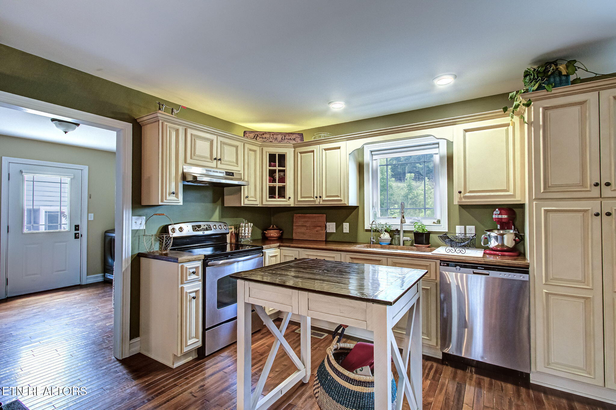 2413 Lynx Road New Market, TN 37820 - Photo 13 of 57 IMG_9833