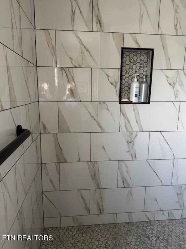 2413 Lynx Road New Market, TN 37820 - Photo 55 of 57 Lynx bath re 1