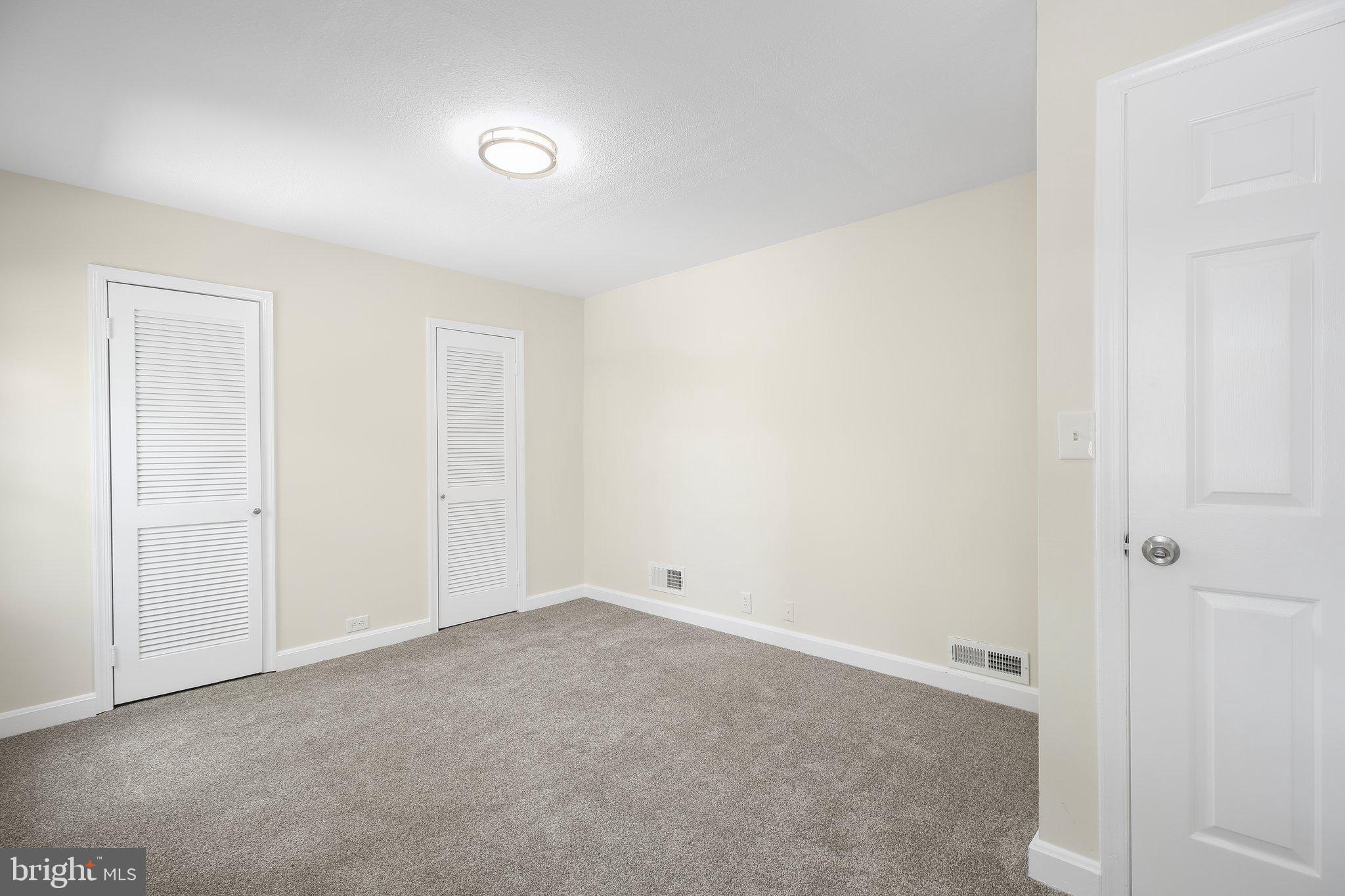 29018 Tatum Road Unionville, VA 22567 - Photo 21 of 33 Two closets