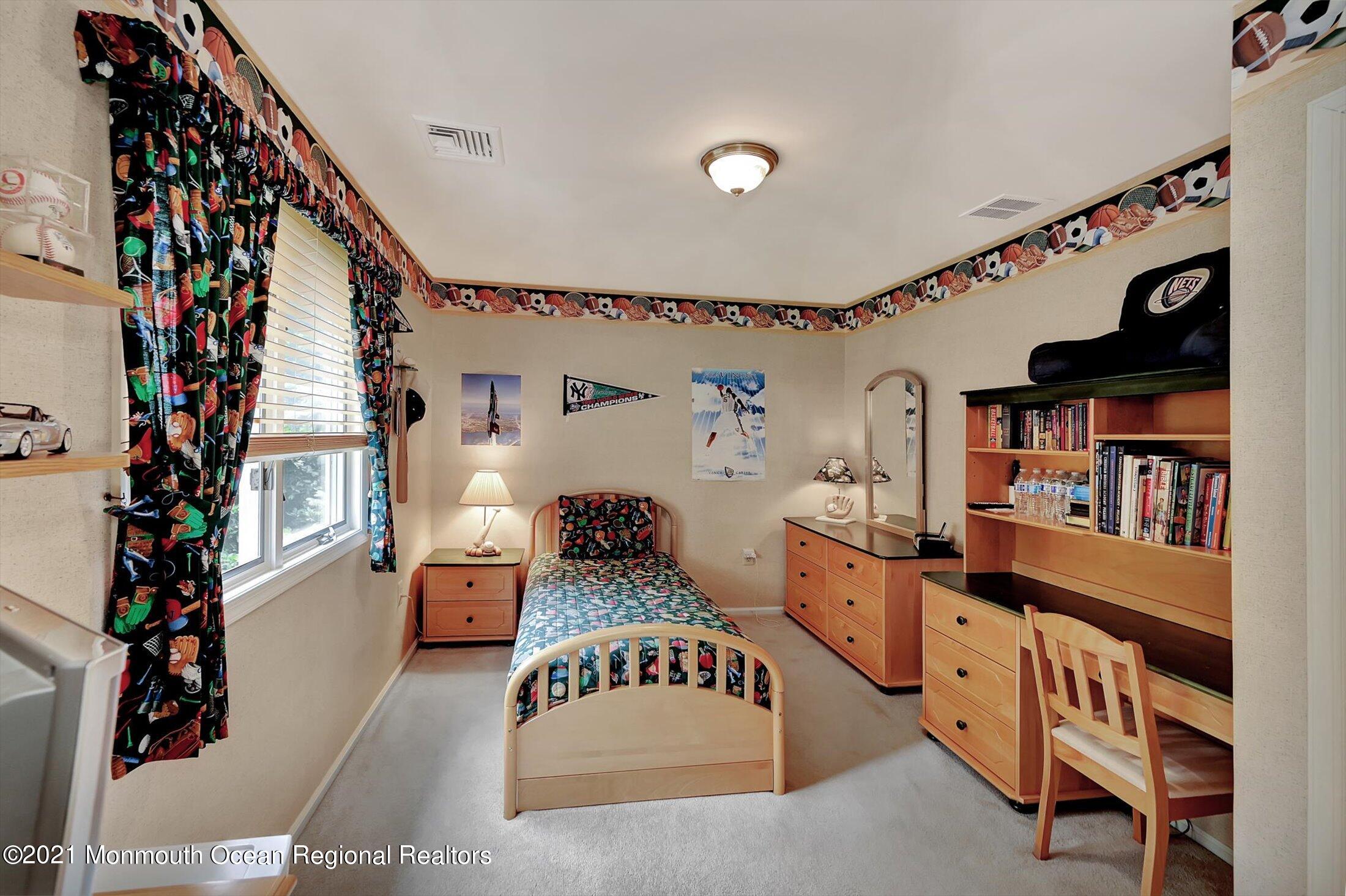 11 Ridge Hill Way Holmdel, NJ 07733 - Photo 30 of 46 31-Bedroom