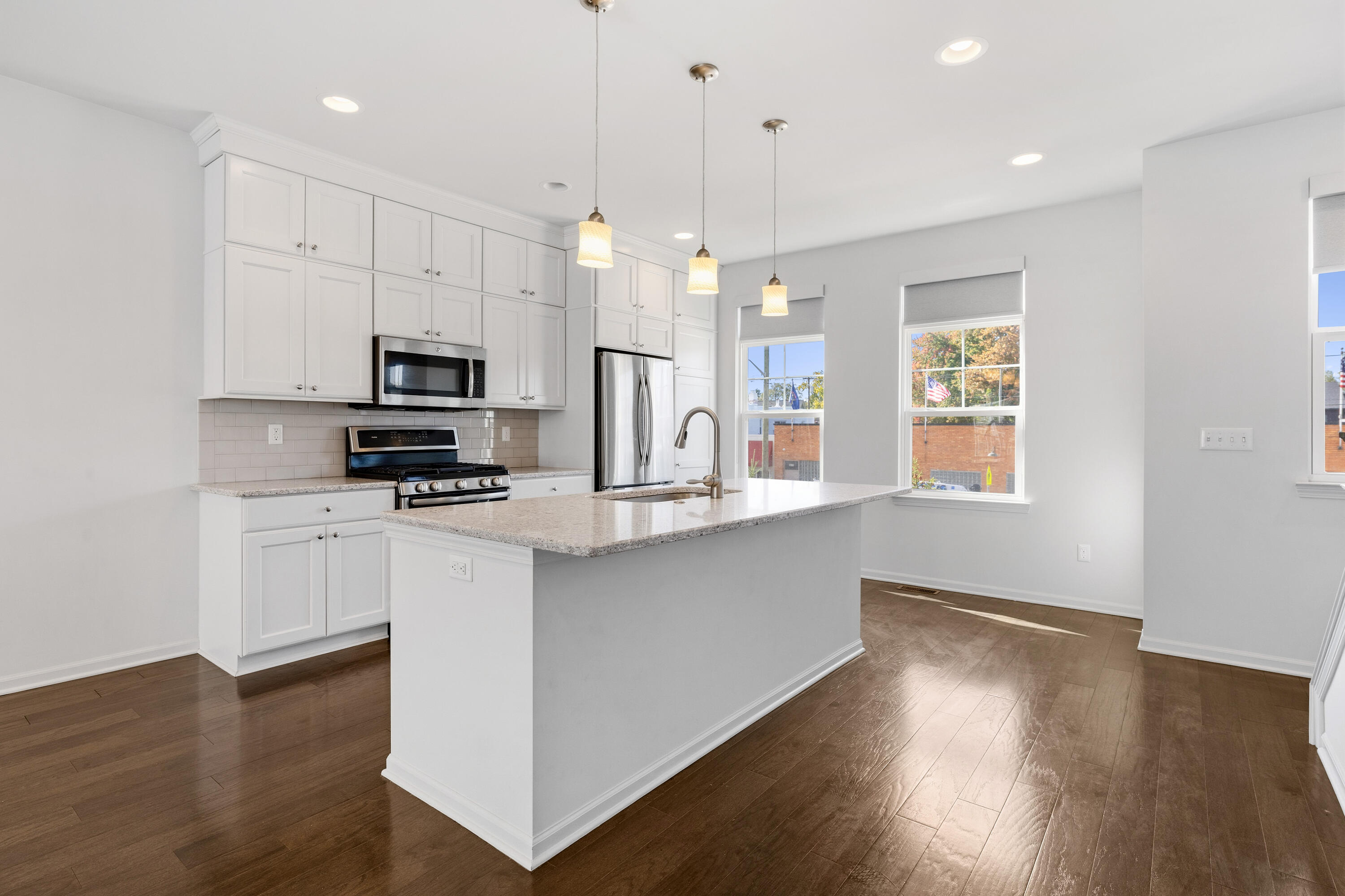 3428 South Rochester Road Royal Oak, MI 48073 - Photo 7 of 29 07-3428 Rochester-33
