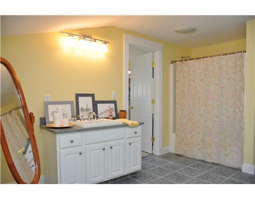 242 Veranda Street Portland, ME 04103 - Photo 16 of 20 Master Bath/Spa.