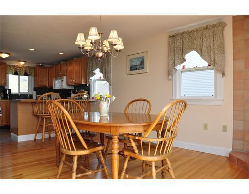 242 Veranda Street Portland, ME 04103 - Photo 4 of 20 Dining Room.