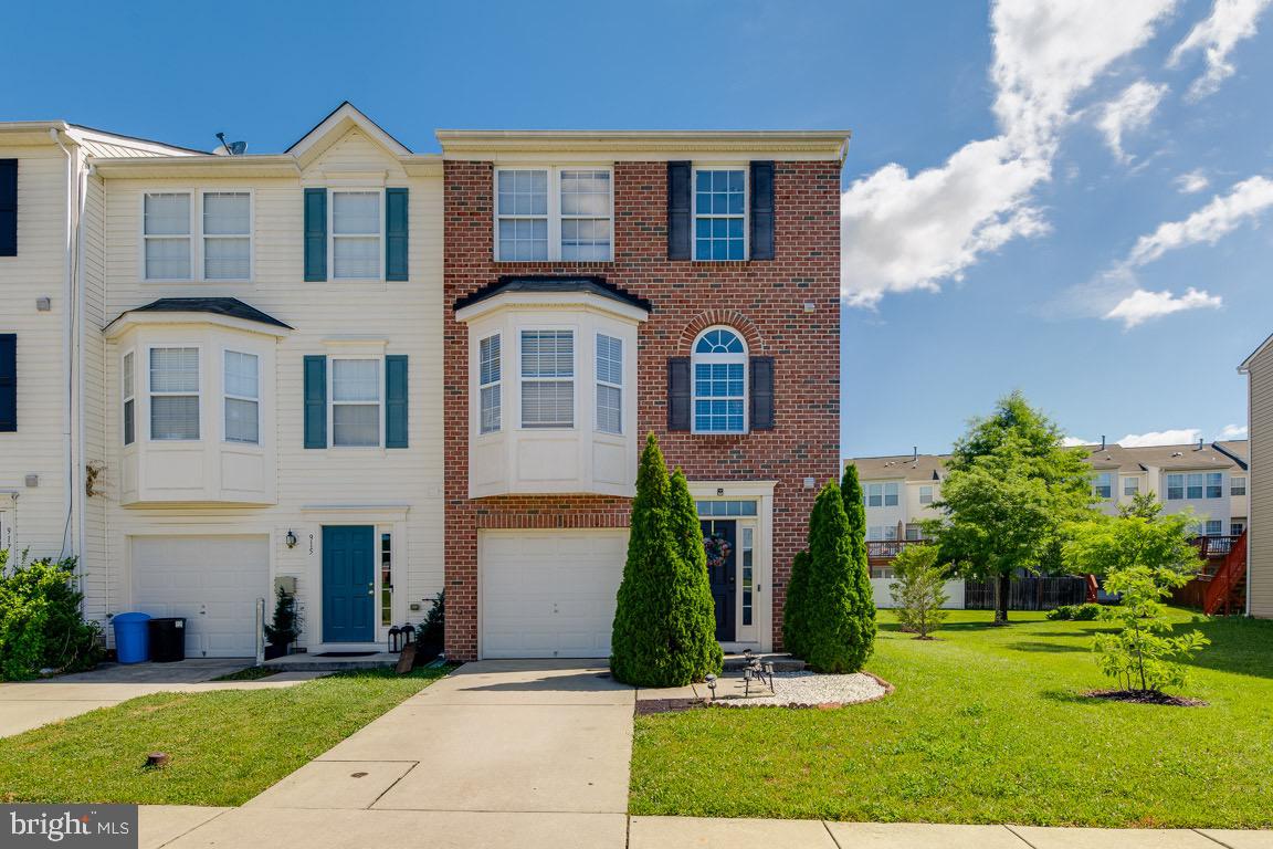 913 Tipton Road Middle River, MD 21220 - Photo 1 of 37