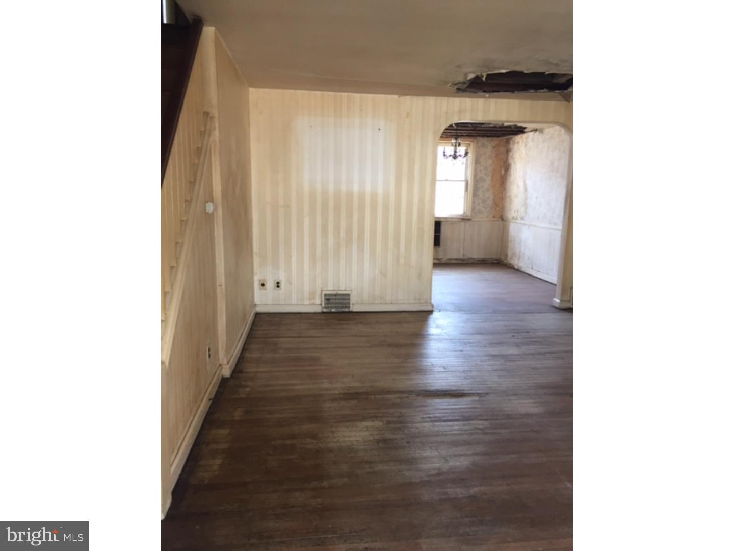 55 Springton Road Upper Darby, PA 19082 - Photo 4 of 12
