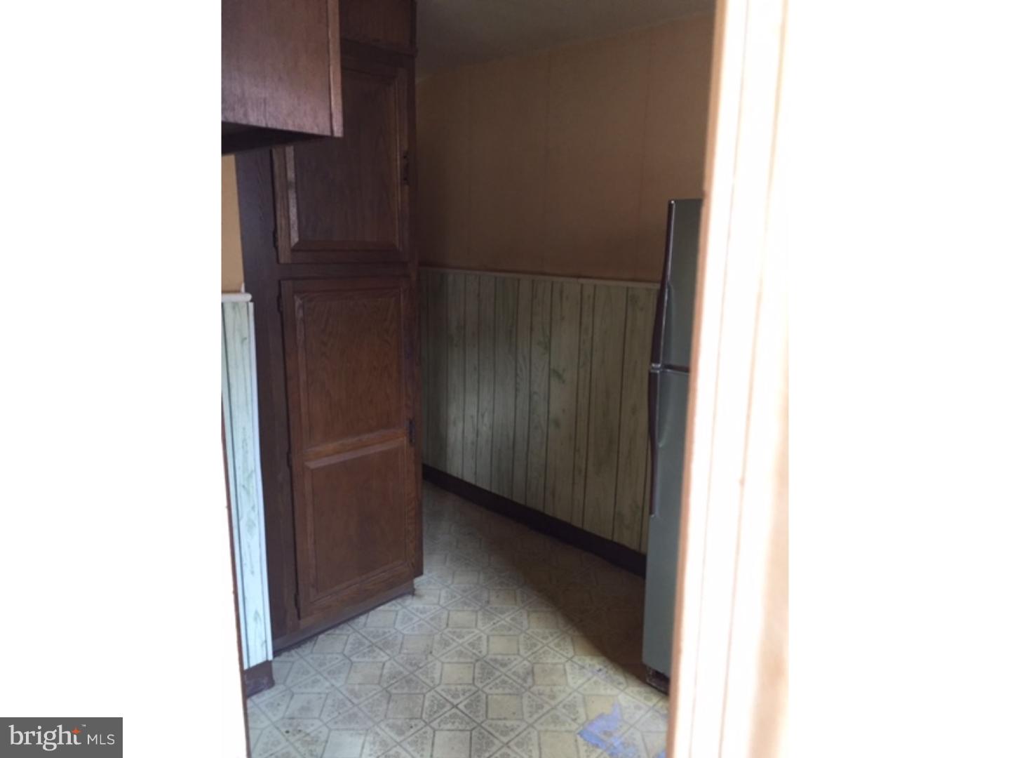 55 Springton Road Upper Darby, PA 19082 - Photo 6 of 12