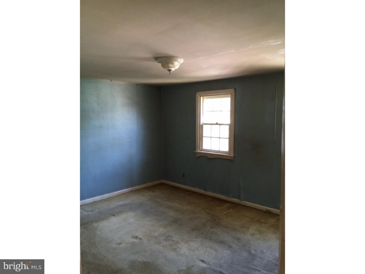 55 Springton Road Upper Darby, PA 19082 - Photo 10 of 12