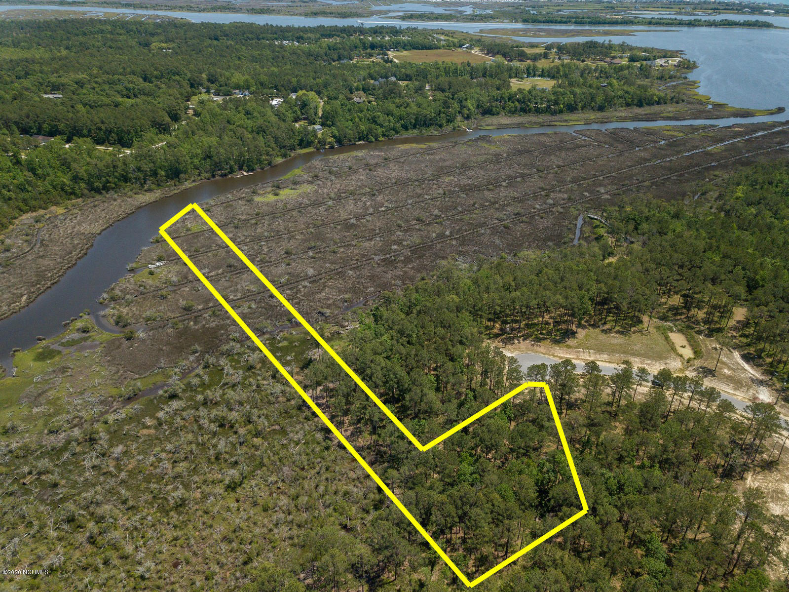 263 Gus Horne Road Holly Ridge, NC 28445 - Photo 3 of 23 All lines shown are approximate for boundary lines on parcel, should be verified by a site visit by Buyer or their agent