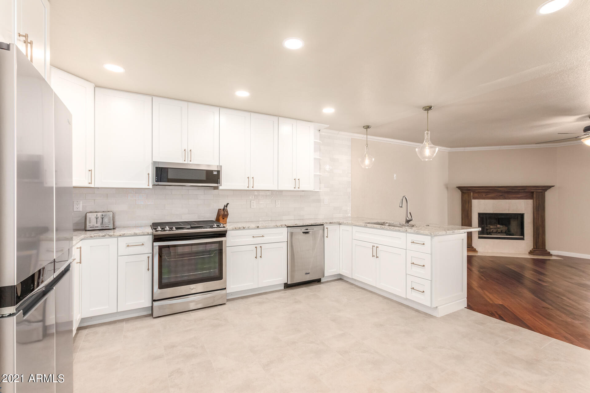 16237 South 34th Way Phoenix, AZ 85048 - Photo 16 of 38 17 - 34th