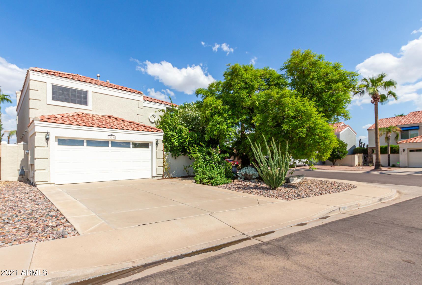 16237 South 34th Way Phoenix, AZ 85048 - Photo 2 of 38 02 - 34th