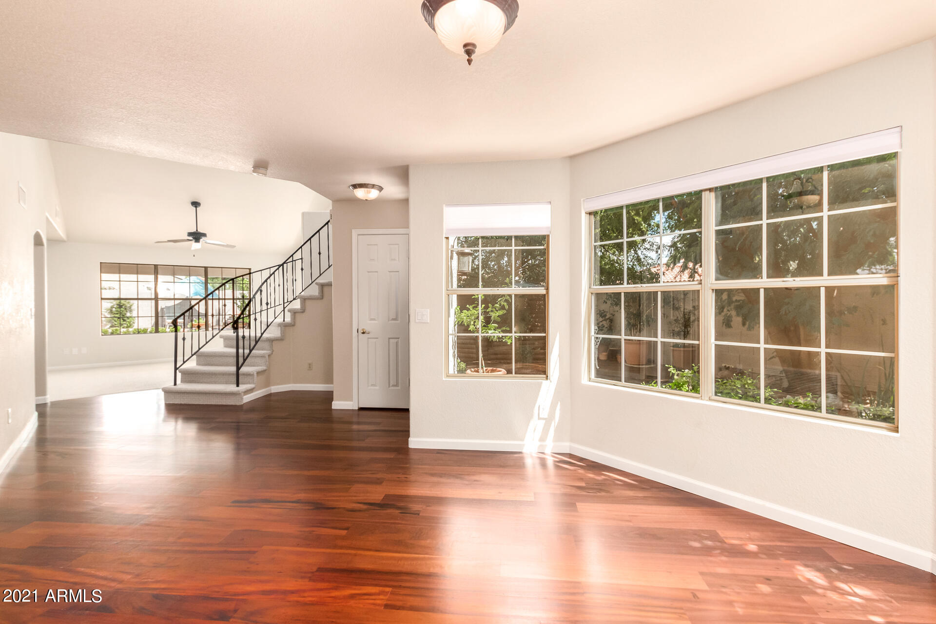 16237 South 34th Way Phoenix, AZ 85048 - Photo 8 of 38 11 - 34th