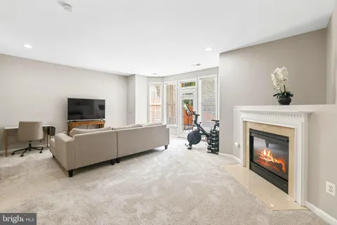 $3,500 | 19121 Eagle Mine Terrace, Leesburg, VA 20176