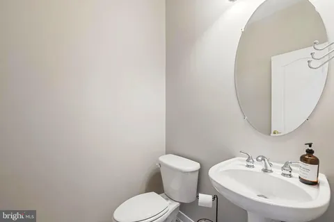 $3,500 | 19121 Eagle Mine Terrace, Leesburg, VA 20176