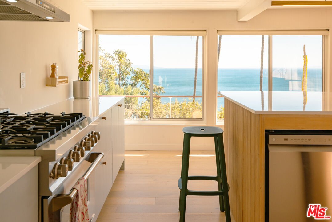 20647 Seaboard Road Malibu, CA 90265 - Photo 24 of 35 a kitchen with a large window