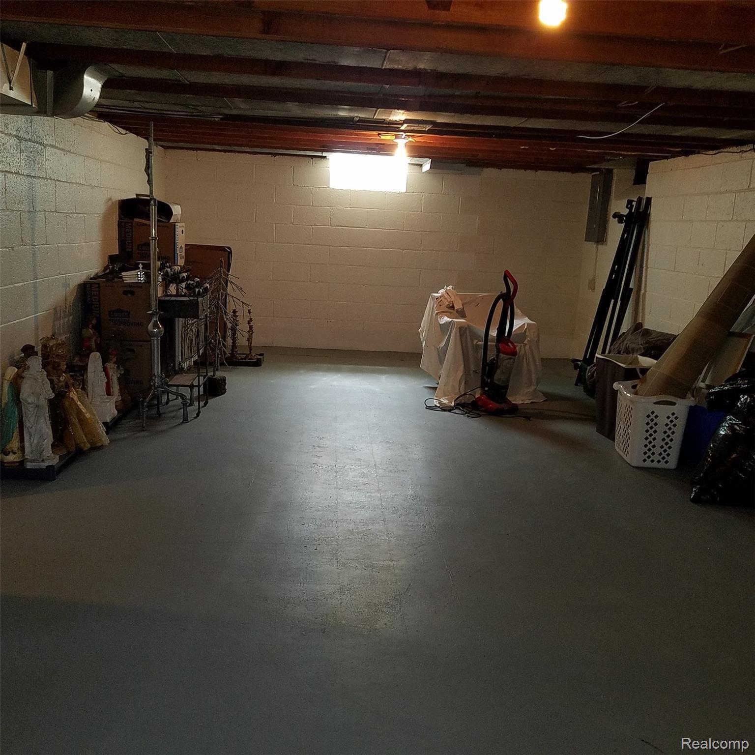 412 Roland Court Grosse Pointe, MI 48236 - Photo 28 of 44 412 Roland Ct Basement1.jpg