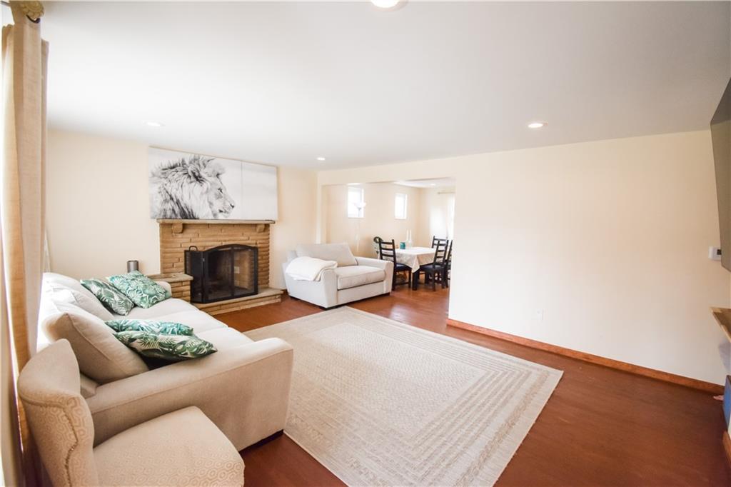 5033 Grove Road Pittsburgh, PA 15236 - Photo 3 of 15 Gallery Image 3