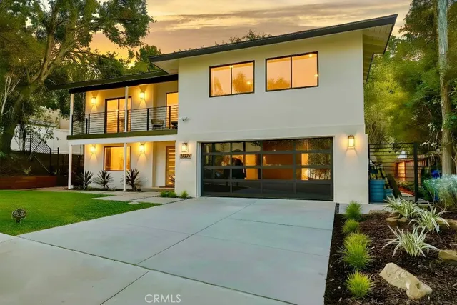 $2,195,000 | 22824 Sparrow Dell Drive, Calabasas, CA 91302