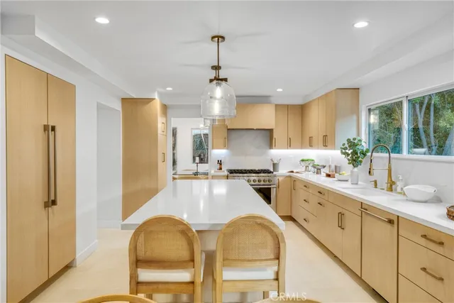 $2,195,000 | 22824 Sparrow Dell Drive, Calabasas, CA 91302