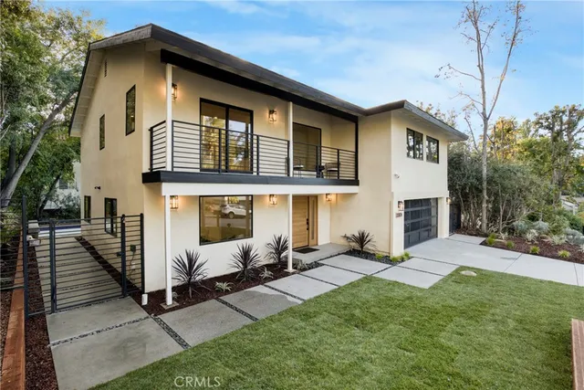 $2,195,000 | 22824 Sparrow Dell Drive, Calabasas, CA 91302