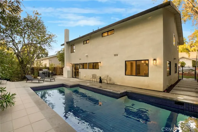 $2,195,000 | 22824 Sparrow Dell Drive, Calabasas, CA 91302