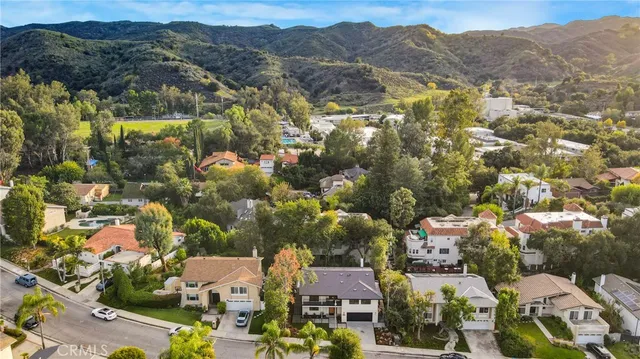$2,195,000 | 22824 Sparrow Dell Drive, Calabasas, CA 91302