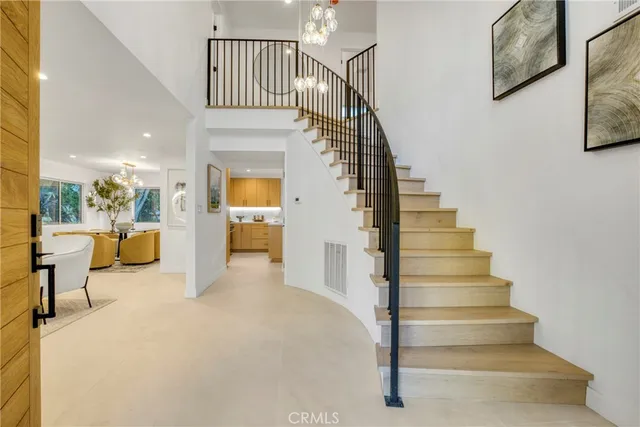 $2,195,000 | 22824 Sparrow Dell Drive, Calabasas, CA 91302