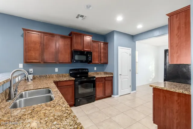 $1,695 | 10484 East Verbina Lane, Florence, AZ 85132