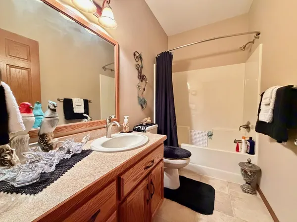 $399,900 | 1718 12th Street North, Wahpeton, ND 58075