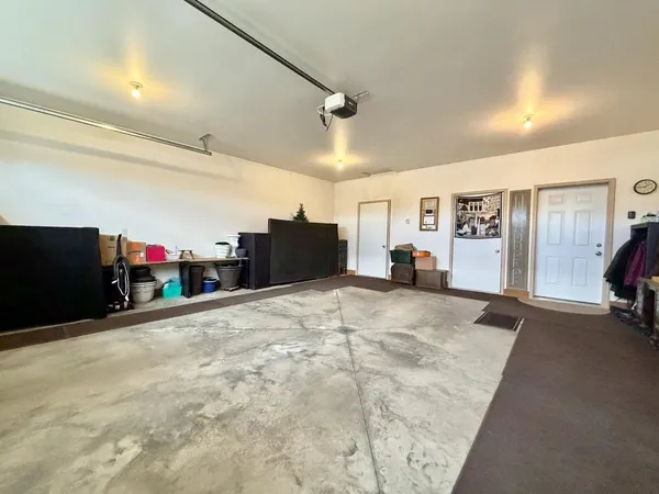 $399,900 | 1718 12th Street North, Wahpeton, ND 58075