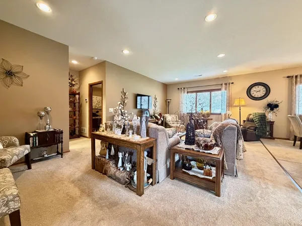 $399,900 | 1718 12th Street North, Wahpeton, ND 58075
