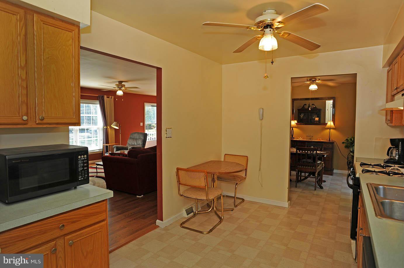 2804 Paper Mill Road Phoenix, MD 21131 - Photo 10 of 26 Kitchen
