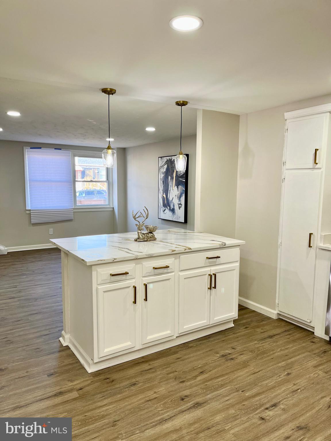 3009 Mallview Road Baltimore, MD 21230 - Photo 4 of 31