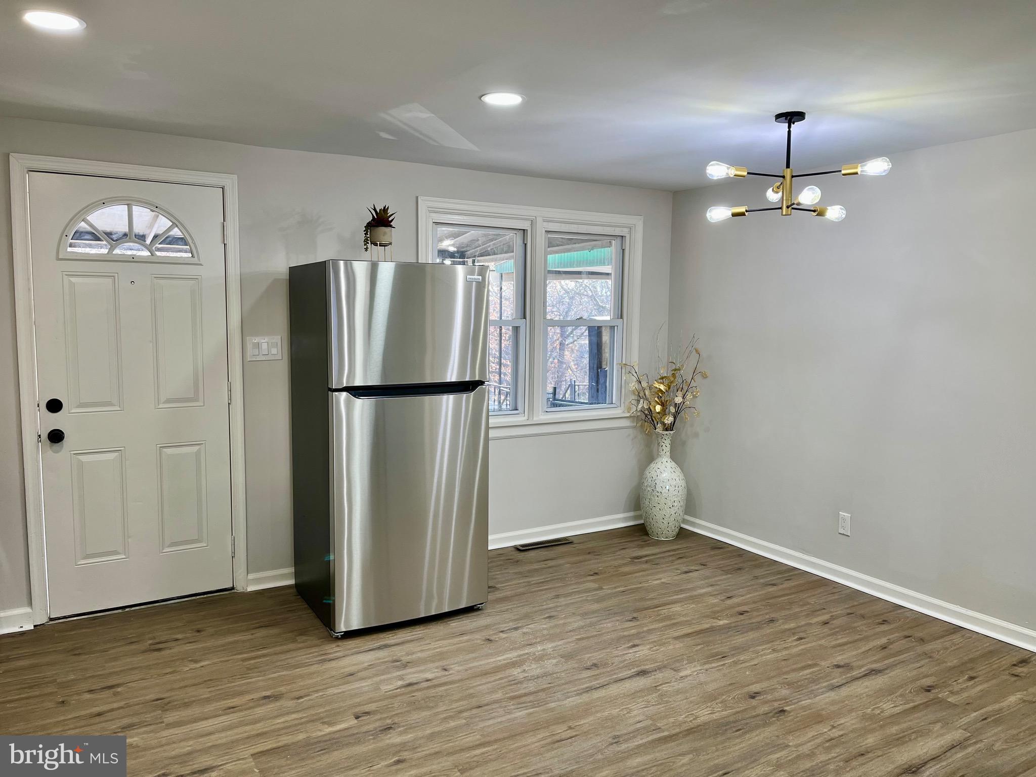 3009 Mallview Road Baltimore, MD 21230 - Photo 6 of 31