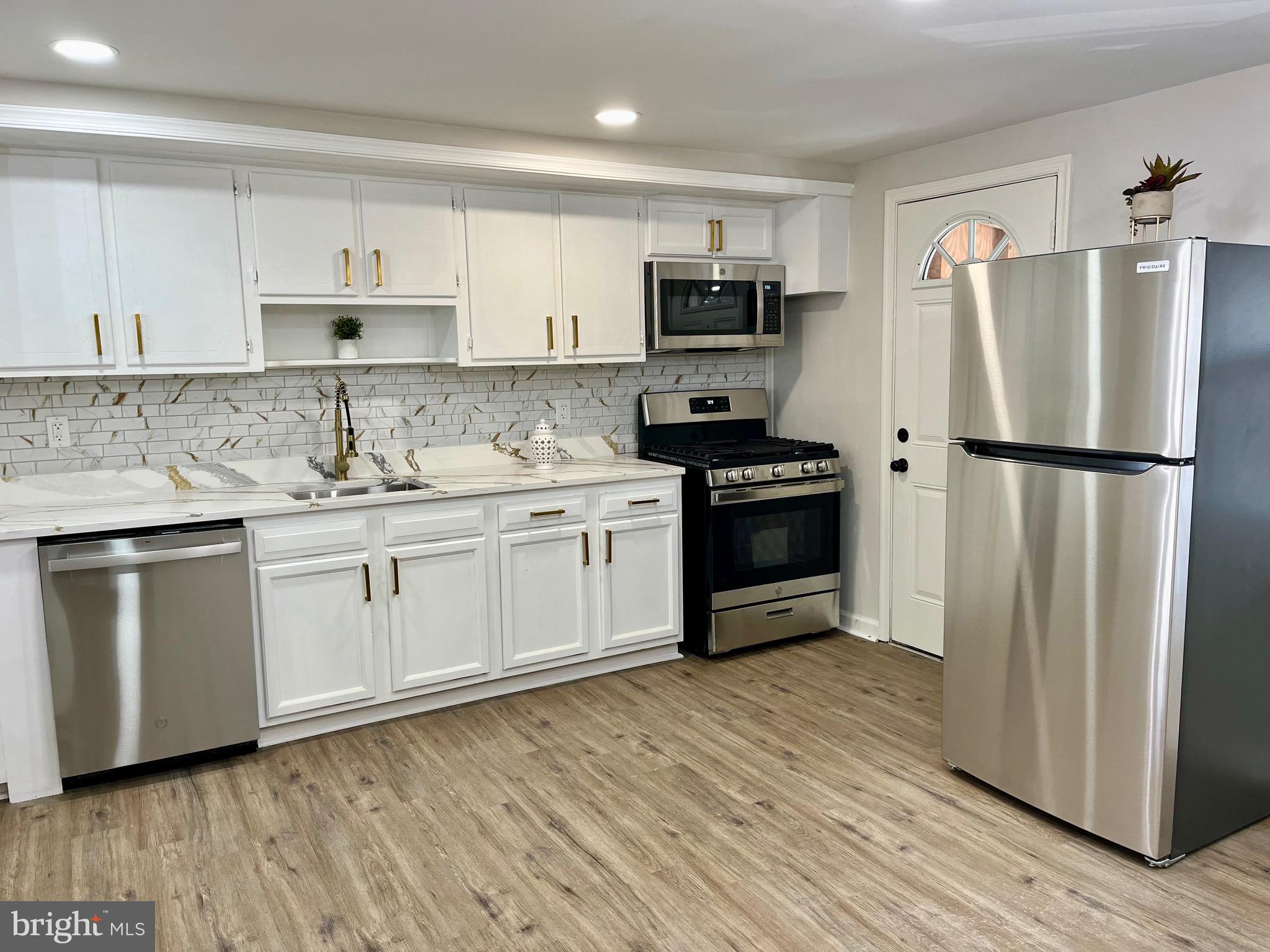 3009 Mallview Road Baltimore, MD 21230 - Photo 8 of 31