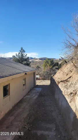 a view of a terrace view