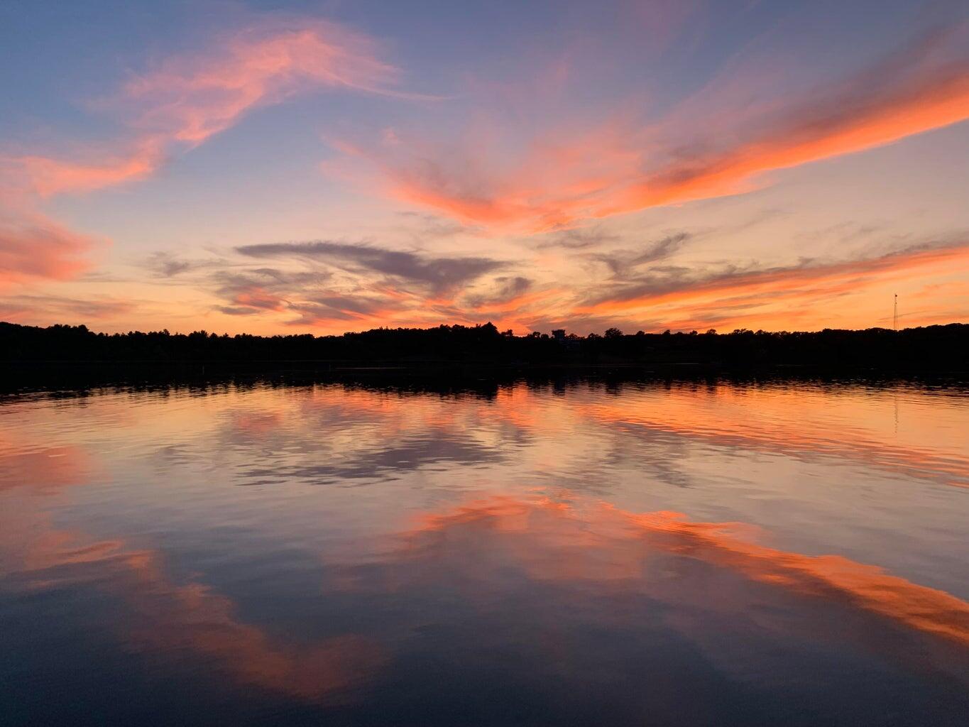 N6997 Oakwood Road Richmond, WI 53190 - Photo 9 of 43 Sunset Oakwood