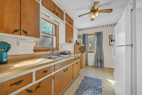 $850,000 | N6997 Oakwood Road, Richmond, WI 53190