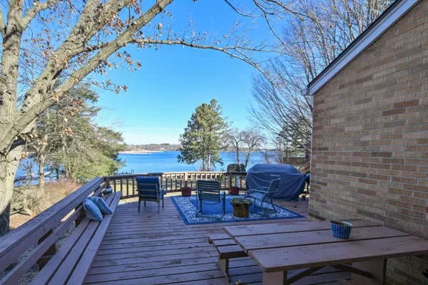 $850,000 | N6997 Oakwood Road, Richmond, WI 53190