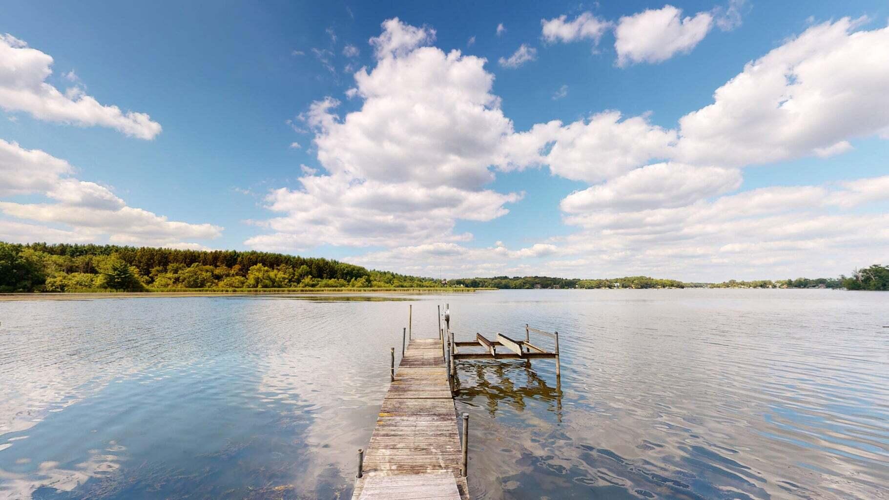 N6997 Oakwood Road Richmond, WI 53190 - Photo 21 of 43 Pier Oakwood