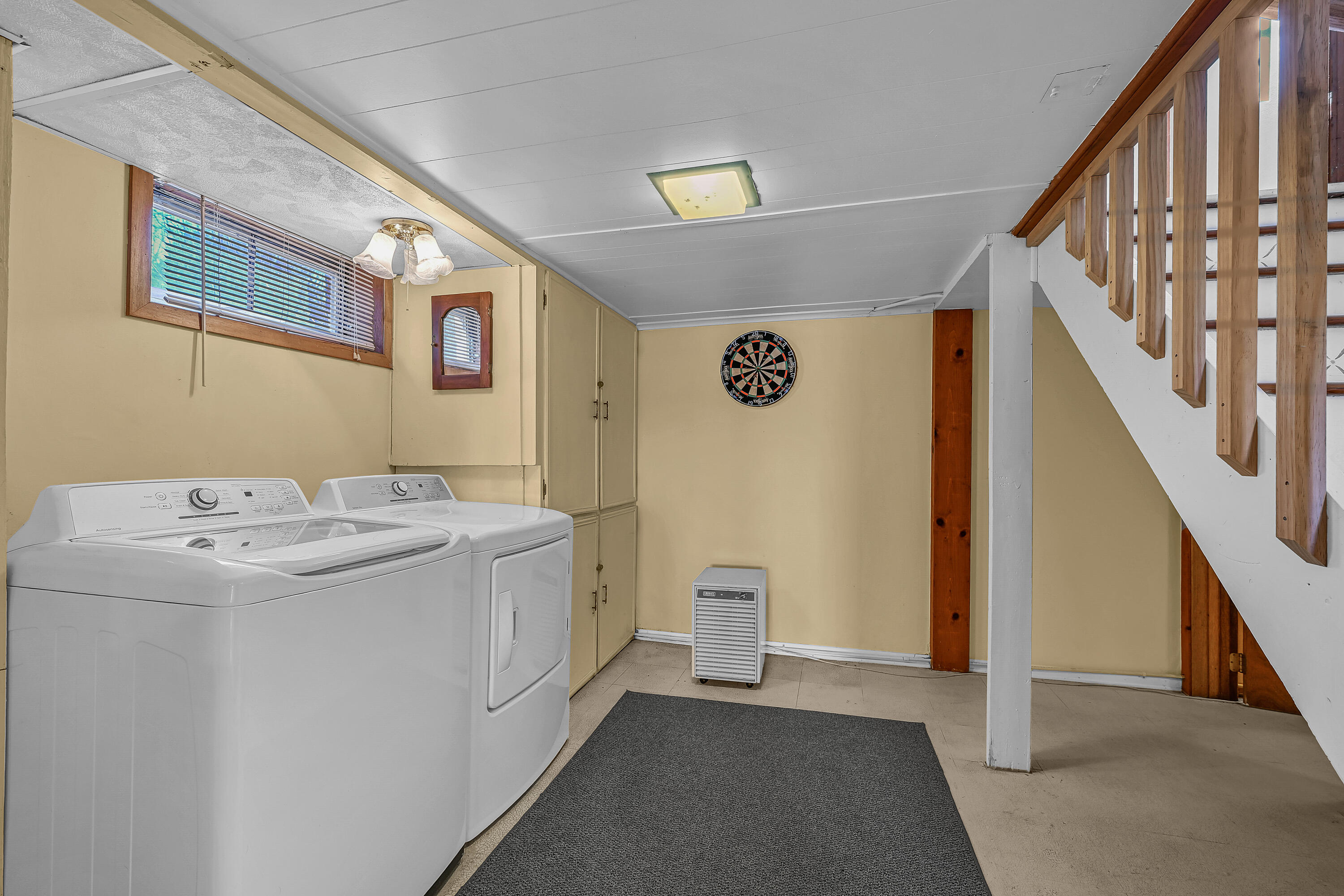 N6997 Oakwood Road Richmond, WI 53190 - Photo 24 of 43 Laundry area