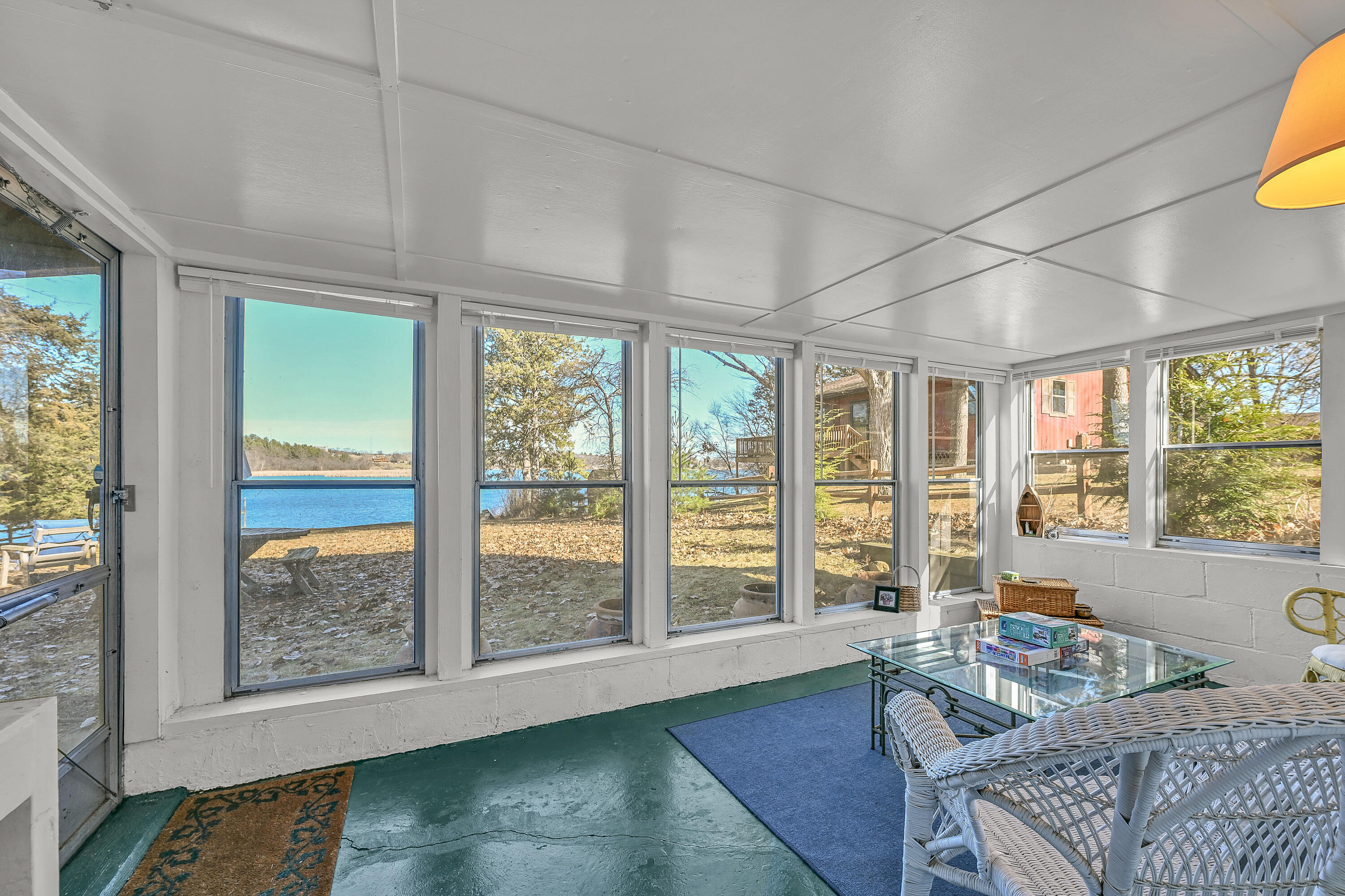 N6997 Oakwood Road Richmond, WI 53190 - Photo 27 of 43 3 seasons porch