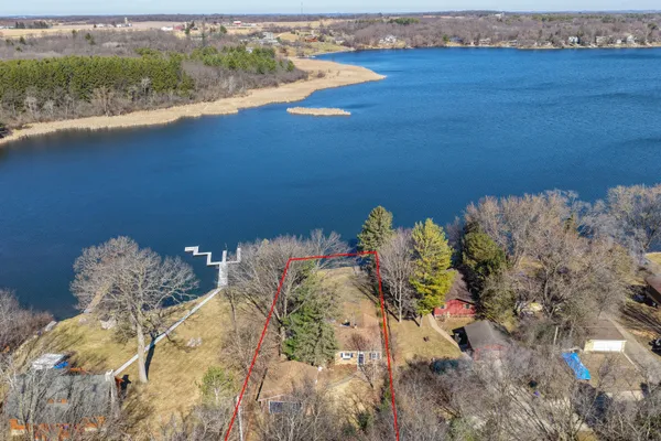 $850,000 | N6997 Oakwood Road, Richmond, WI 53190